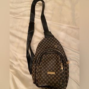 NWOT unbranded shoulder bag